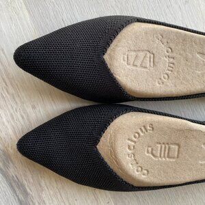 Black Rothys